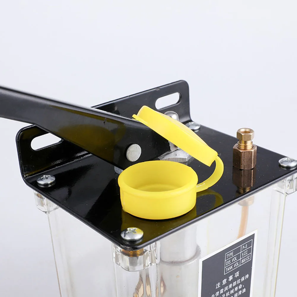 Lubrication Pumps Hand Pressure Oil Pump HP-5 Hand Pressure Oil Pump Capacity 0.8L For Machine Tools Or Machining Center