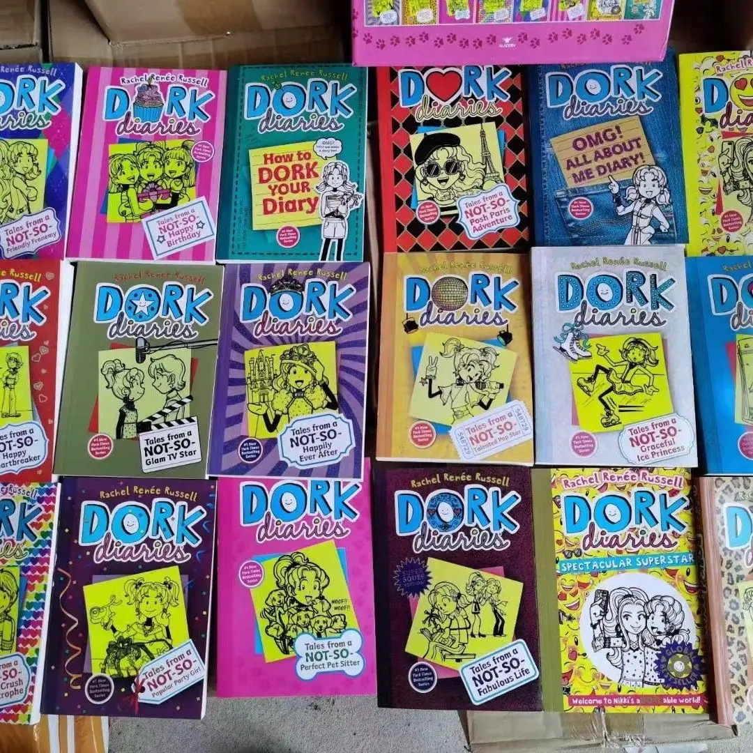 Dork Diaries Weird Girl's Gift Box, Story Stories, 18 Volumes, Edição Inglesa