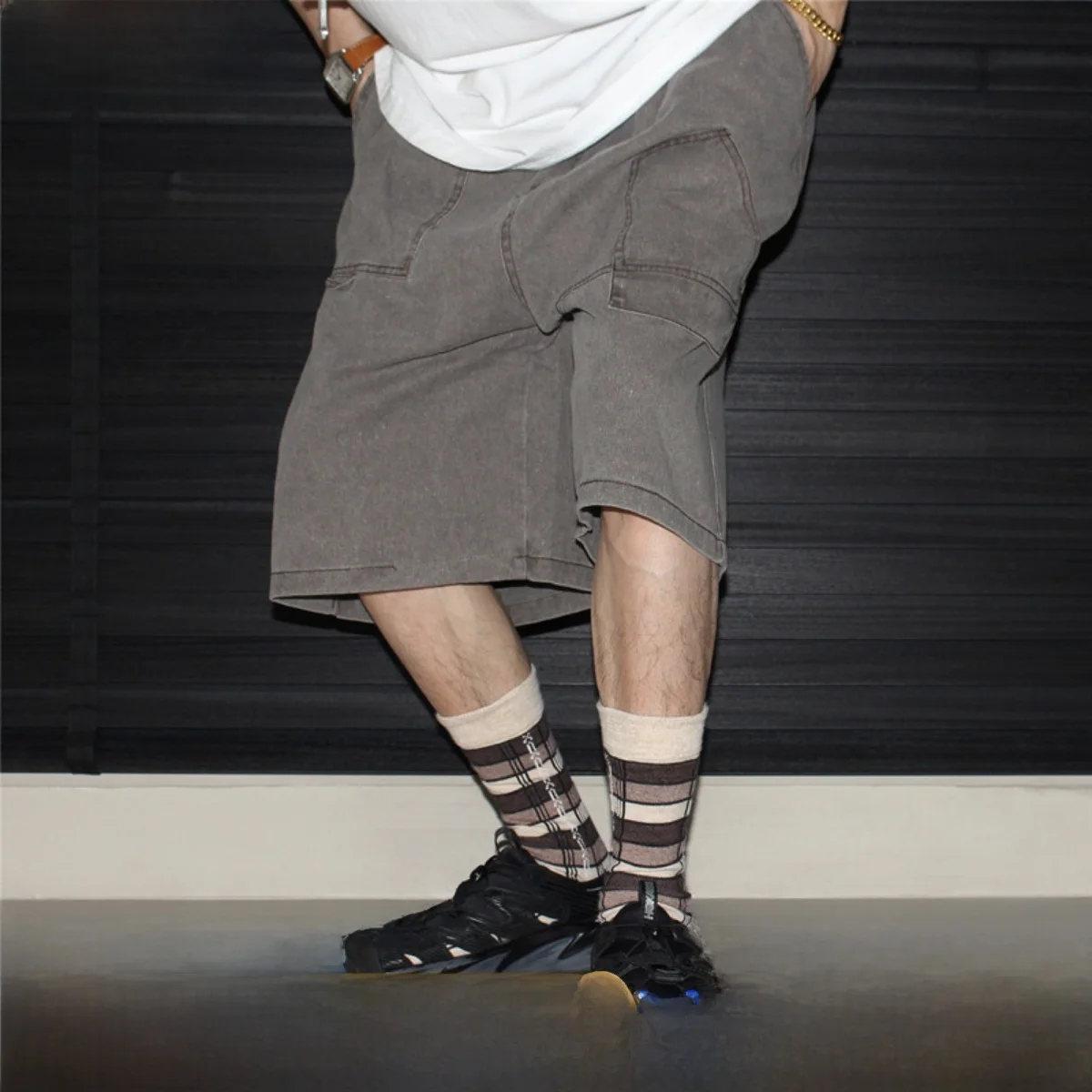 

Брендовые джинсовые шорты SS24 в стиле ретро, американский уличный стиль, повседневные, свободного кроя, прямые, базовые цвета