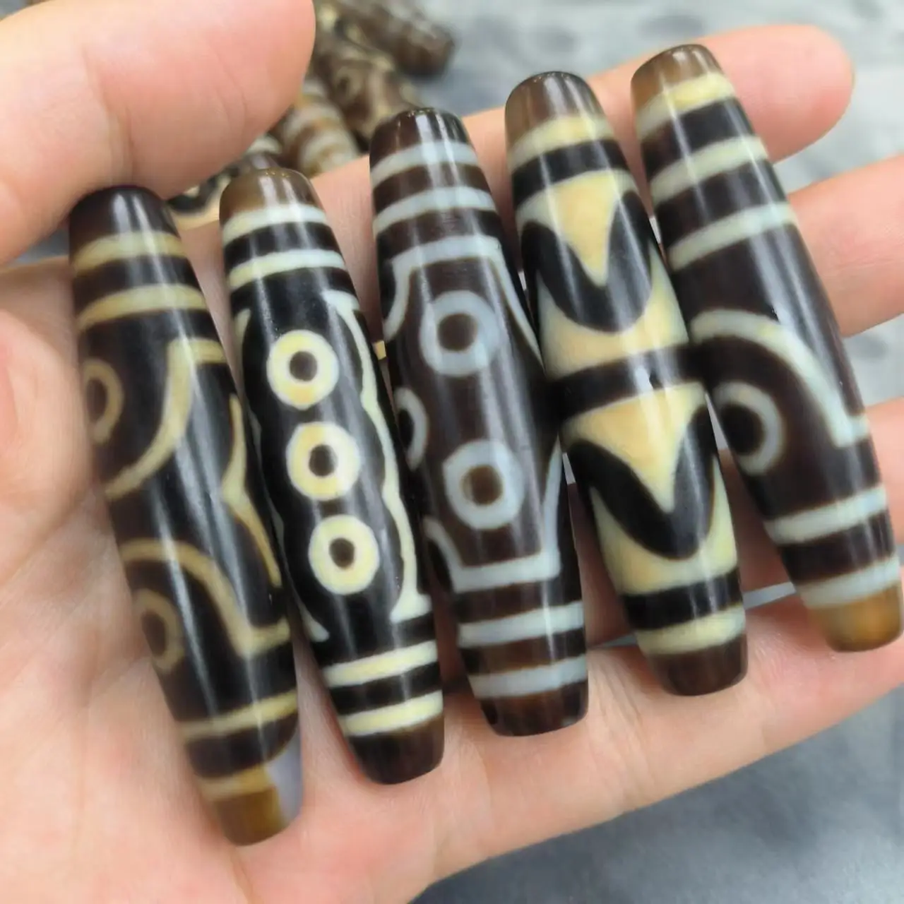 

100pcs/lot Natural Various Pattern Agate Dzi Beads glossy tooth yellow weathered pattern diy bracelet necklace wholesale taki