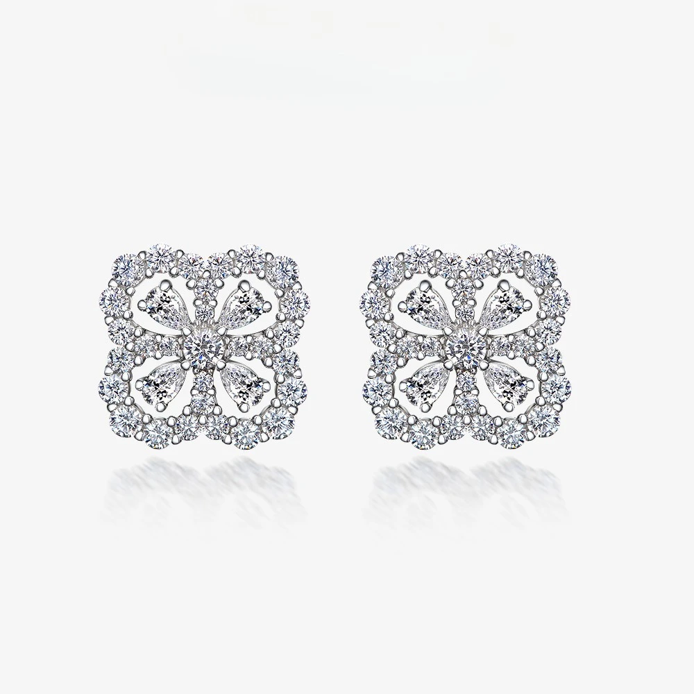 New Water Drop 3 * 4 Four Leaf Clover S925 Pure Silver Earnail Female Style Hot Selling Geometric Earrings Wedding Jewelry