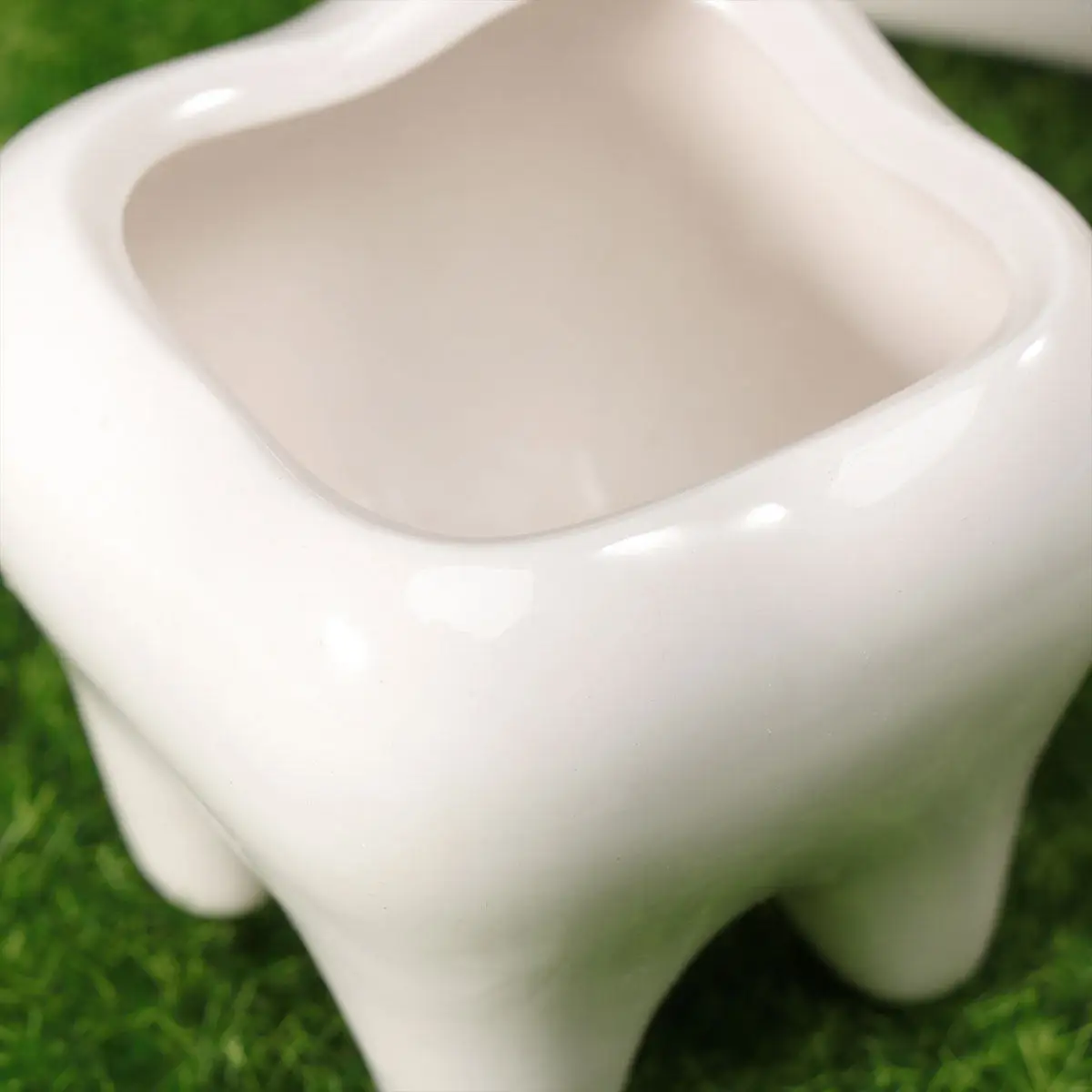 3Pcs Ceramic Flower Holder Unique Tooth Shape for Home Decoration Plant Organization Suitable for Various Small Plants No