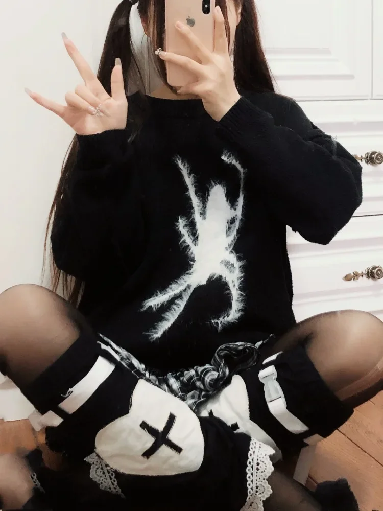 New Spring Harajuku Gothic Hot Girls Black Spider Print Hip Hop Knitting Long Sleeve Top Fashion Punk Pullover Cool Girl