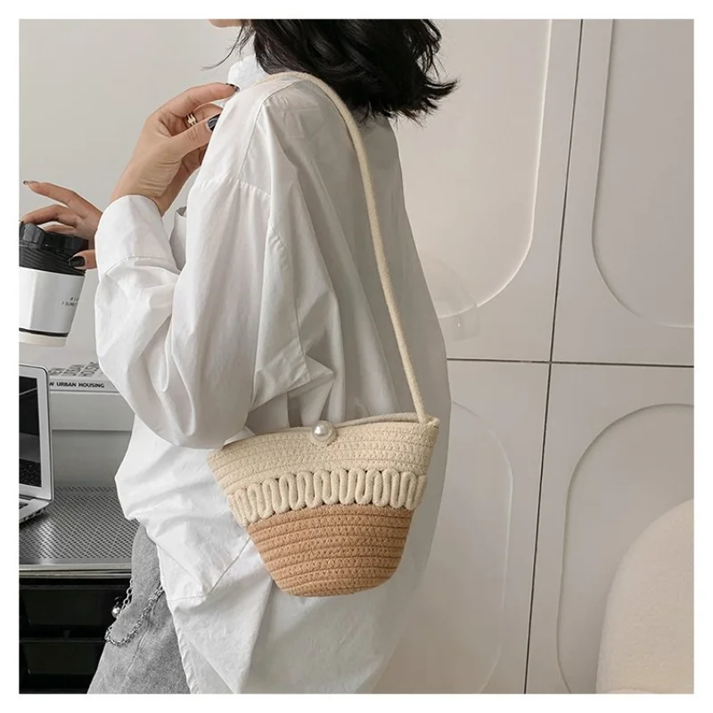 

Новинка 2023 года, летняя женская сумка, летняя пляжная сумка-ведро, модная мини-сумка через плечо с жемчугом, маленькая сумка в лесном стиле