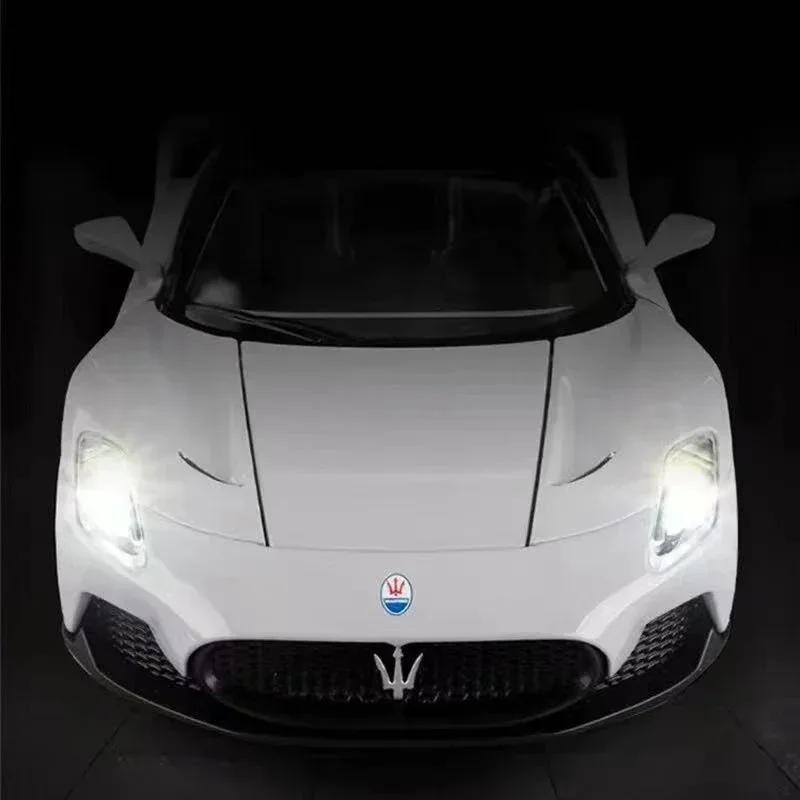 Maserati MC20 supercar modelo, 1:22 liga carro modelo, som e luz, adequado para brinquedos infantis e colecções, novo