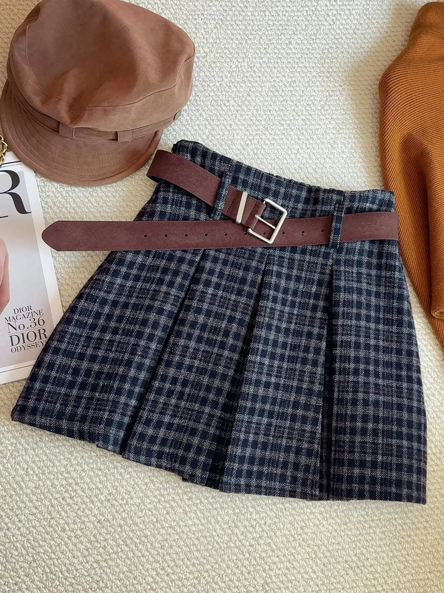 

Women's Dark Blue Mini Pleated Skirt Vintage 2000s High Waist Plaid Skirt Harajuku Korean Style Y2k A-line Woolen Skirt Summer
