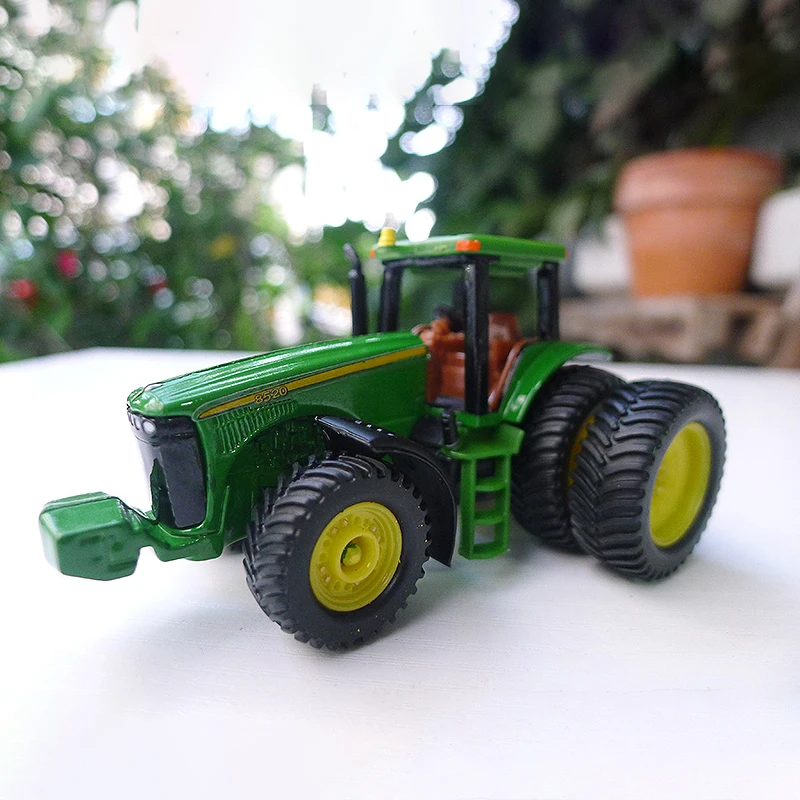 ERTL Diecast Alloy 1:64 Scale 8520 Six Wheeled Tractor Cars Model Engineering Vehicle Adult Toys Ornament Souvenir Gifts Display