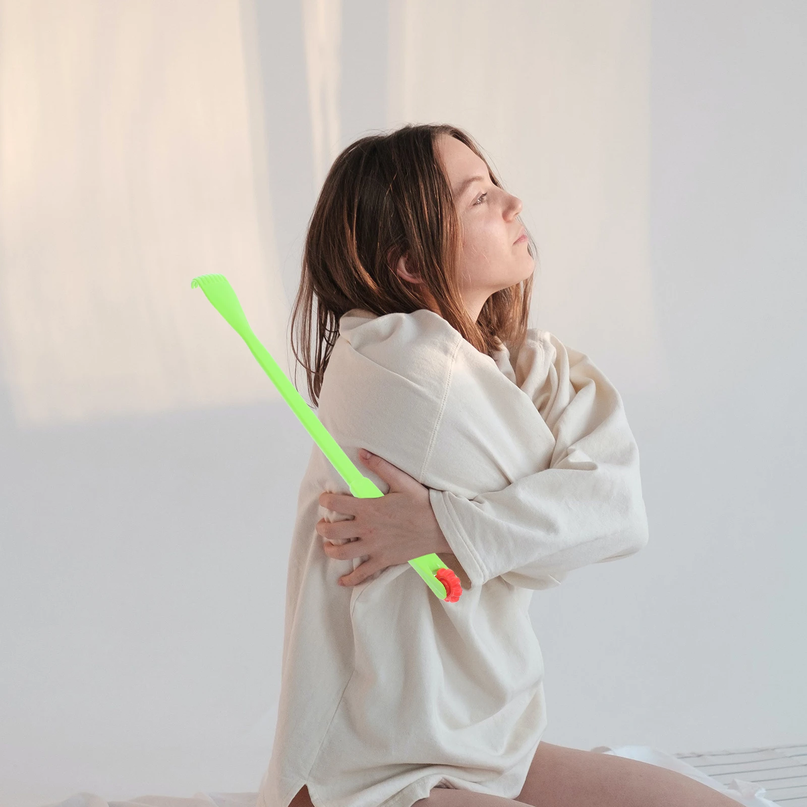 

2pcs Back Massager Long Hand Scratcher Extendable Tools for Neck Shoulder Eco Friendly ABS Material Gifts Family Adults Kids
