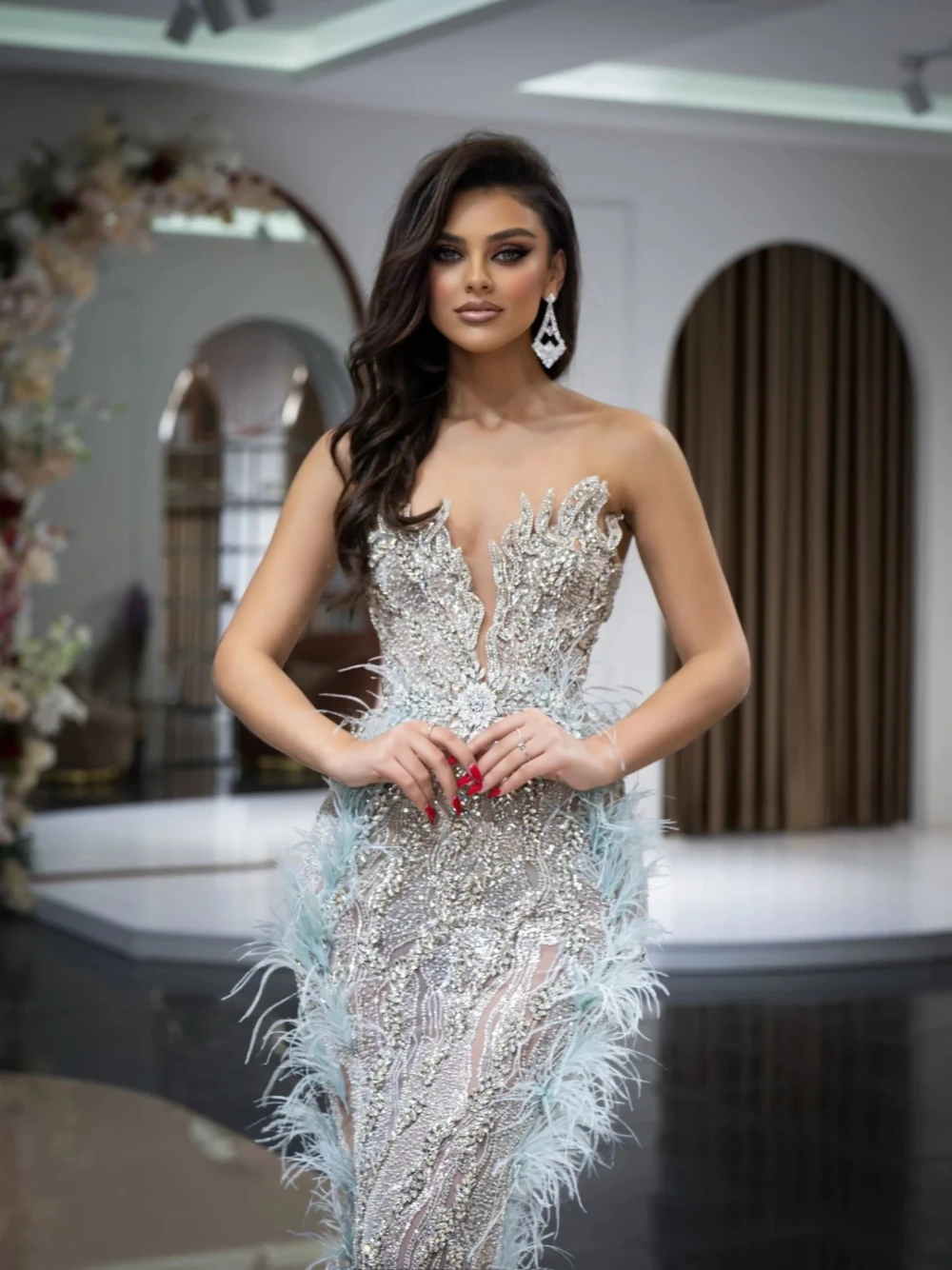 Luxury Deep V-neck Evening Dress Crystals Beading Feathers Bride Robe Sparkly Floor-length Customized Gown Vestidos De Novia