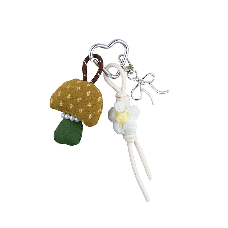 New Internet Celebrity Miu Style Fabric Mori Mushroom Flower Car Keychain Mobile Phone Bag Pendant Couple Versatile Pendant