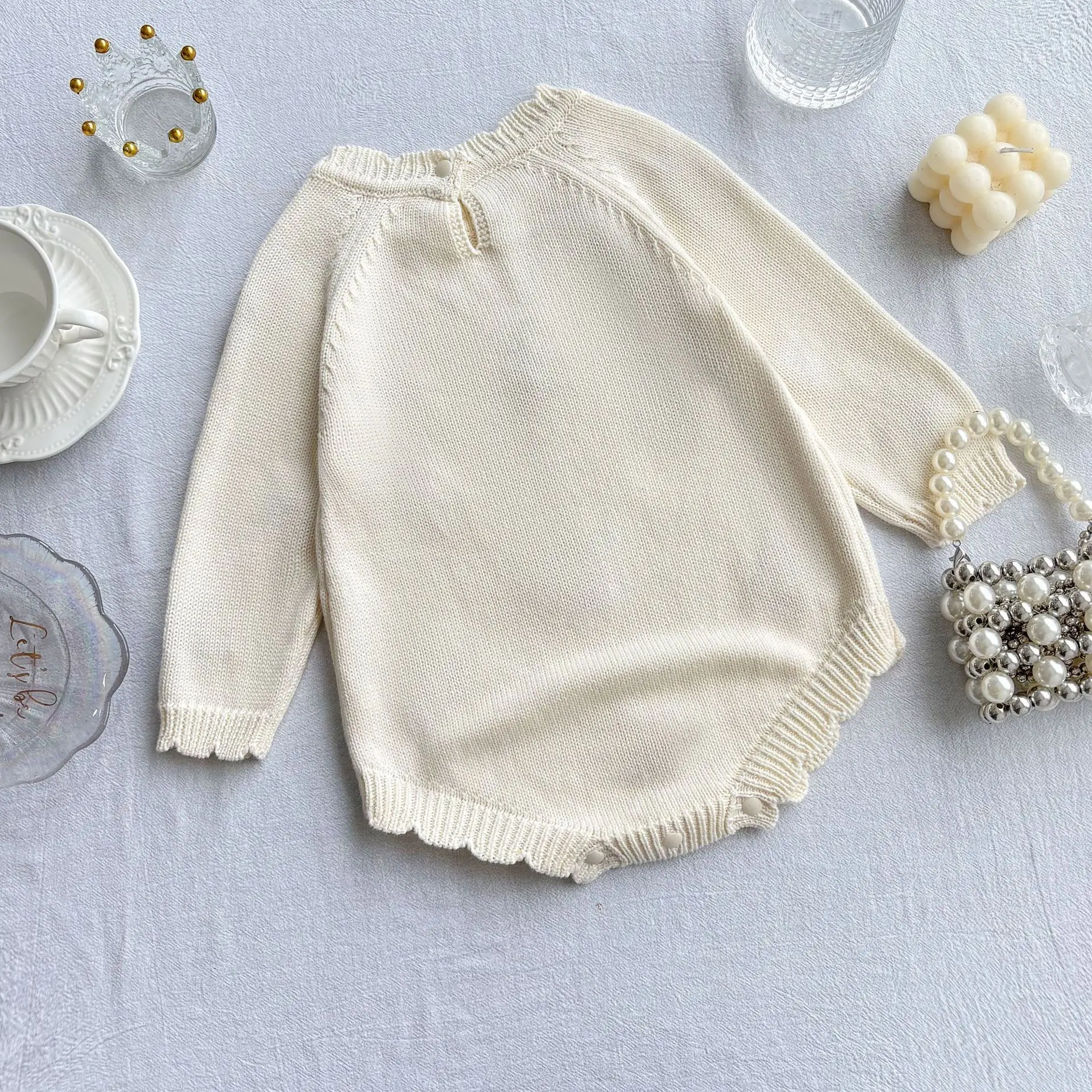 Korean Baby Hand Embroidered Daisy Cotton Knitted Rompers for Girls Spring and Autumn Cute Bag Fart Jumpsuit