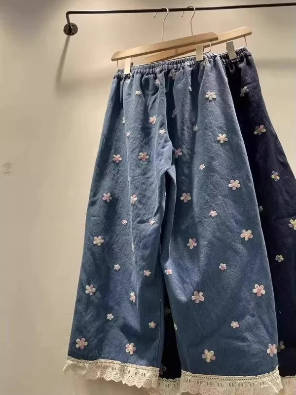 

plus Size Casual Loose Straight Leg Jeans Embroidered Flower Men's Women's Summer Denim Pants Youth Trendy Wear Resistant