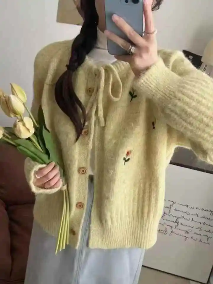 Seoulish Vintage Ricamo Cardigan da Donna Manica Lunga Casual Monopetto O-Collo Maglioni Donna 2025 Nuovo Autunno Inverno