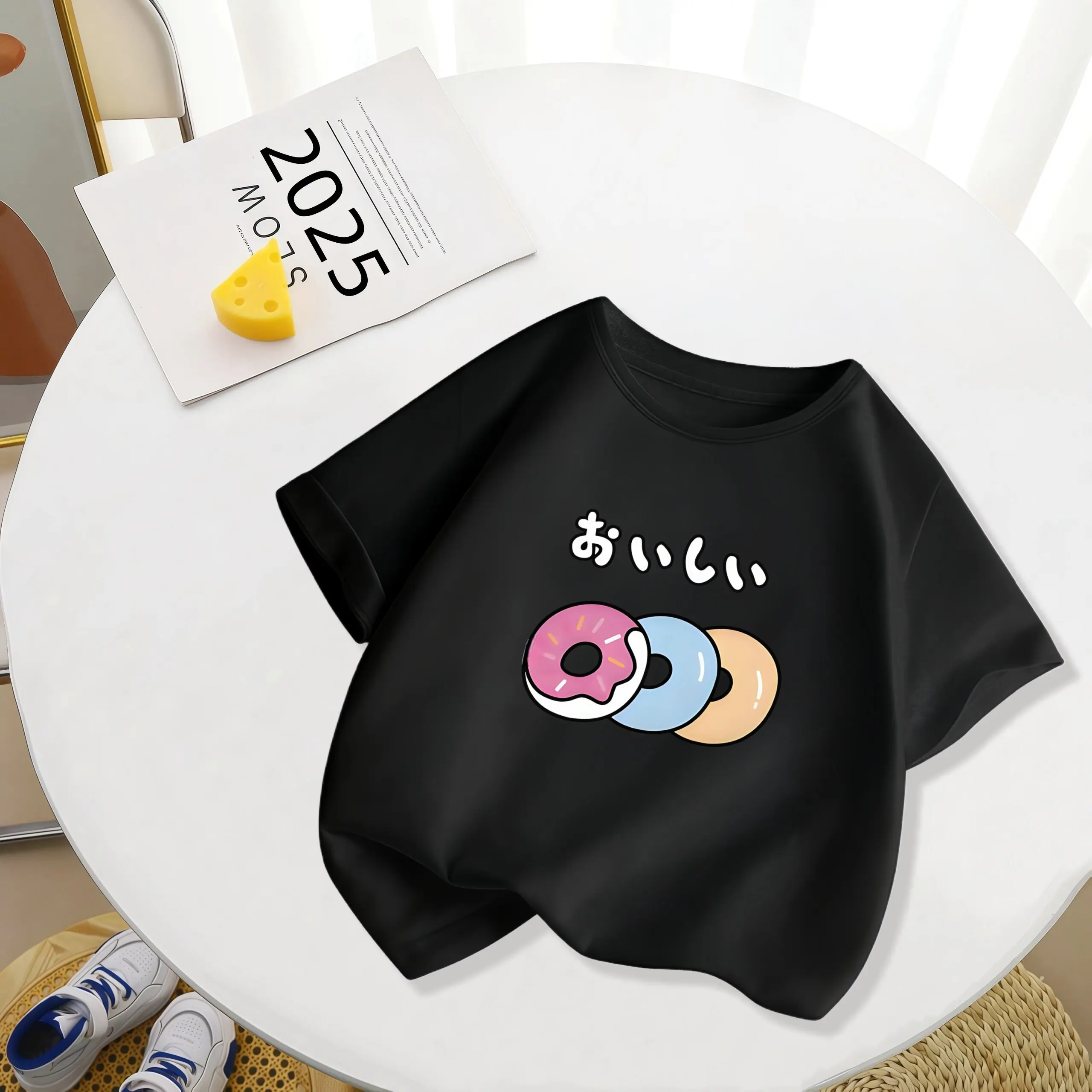 Japanese Cartoon Donuts Summer Children's Short Sleeved Outdoor T-shirt New Children's Clothing Thin Top Parent-child Outfit