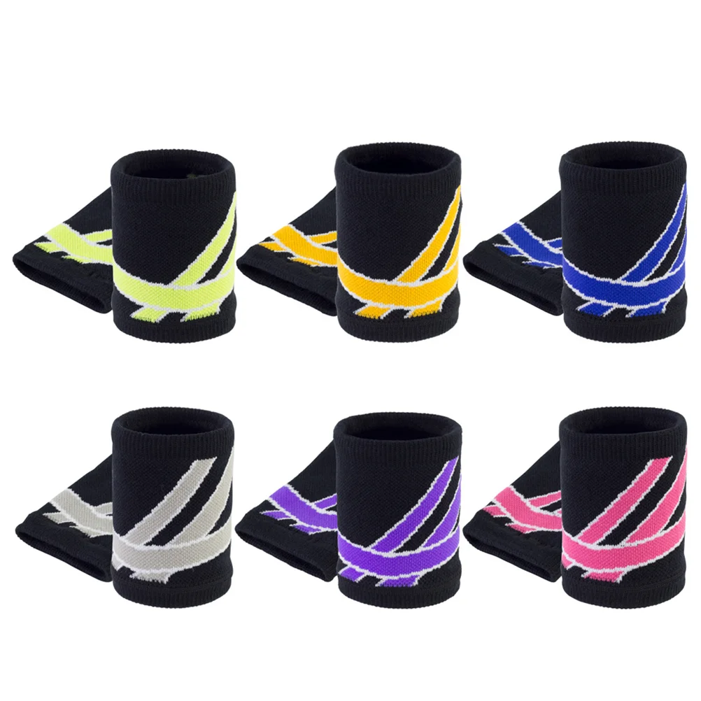 

Elastic Compression Wristband Protective Cuff Fitness Training Brace Breathable Support Purple Sports Wristband