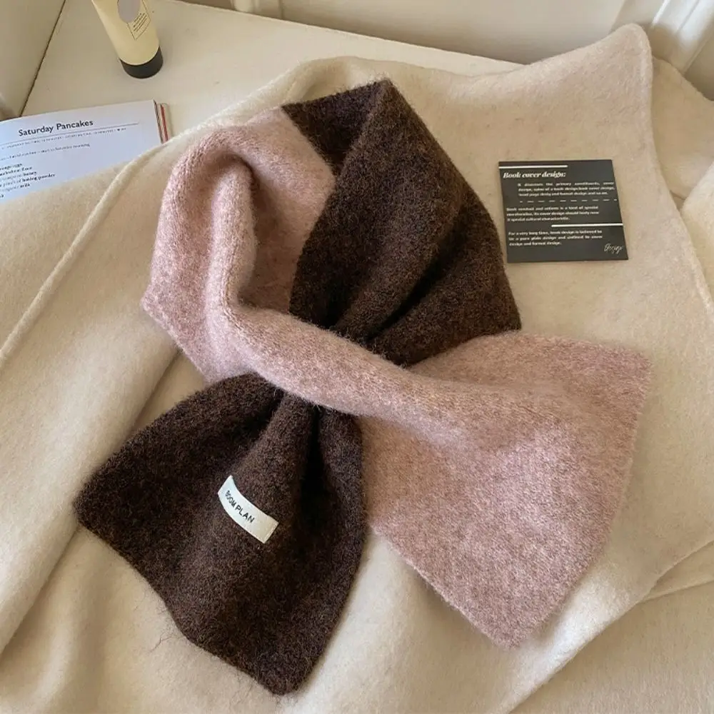 Stylish Knitted Knitted Scarf Short Length Soft Yarn Cross Scarf Lightweight Two-Tone Color Winter Scarf Outdoor Use