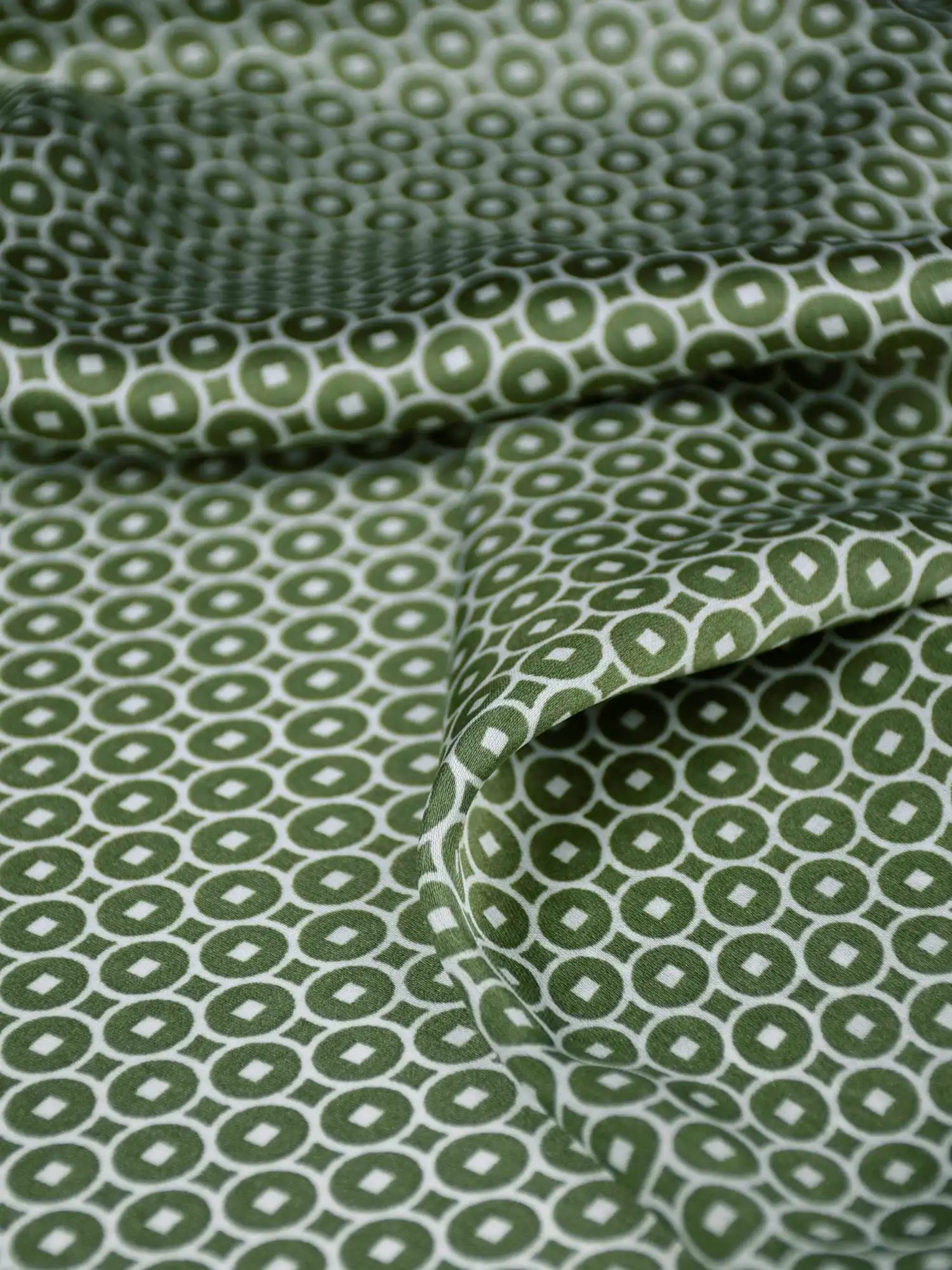 tecido-de-cetim-verde-militar-retro-liso-para-design-de-camisa-com-padrao-geometrico-redondo-estilo-coreano