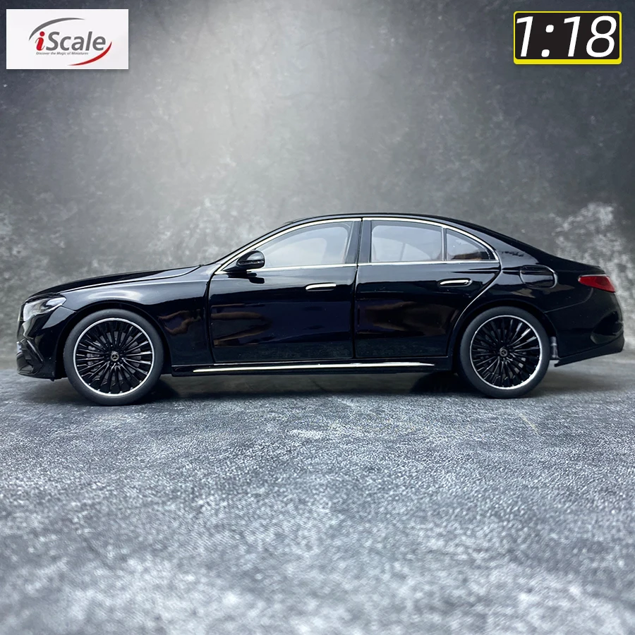 Iscale skala 1:18 baru Benz e-kasse E450 W214 baru model mobil sedan dekorasi statis hadiah liburan model koleksi