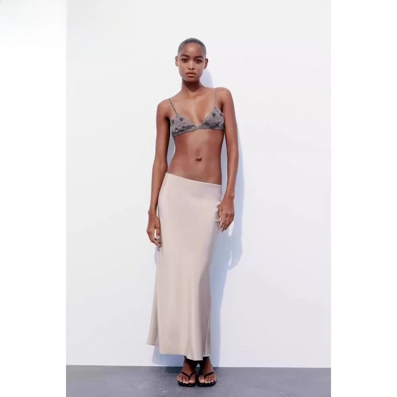 

2024 Faionable Silk Satin Midi Skirt Women's Summer New Sle Versatile Ele Quali f-length Skirts Midi Skirts