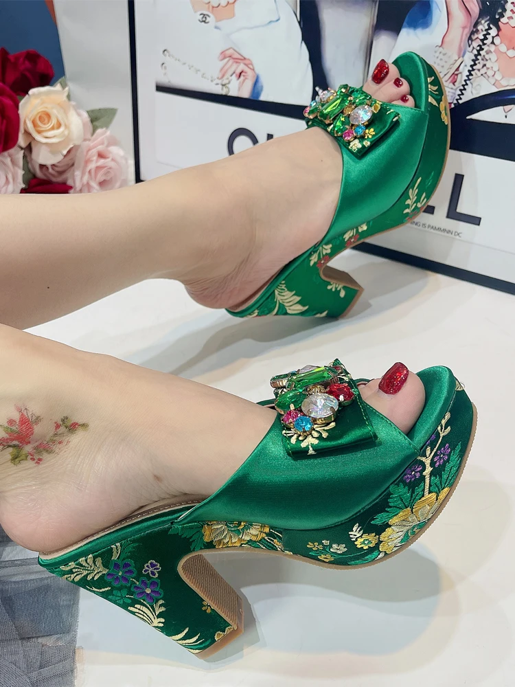 2023 Women\'s Shoes High Heels Sexy Ladies Party Wedding Pattern Embroidery Mules High Heel Sandals Casual Beach Shoes For Women