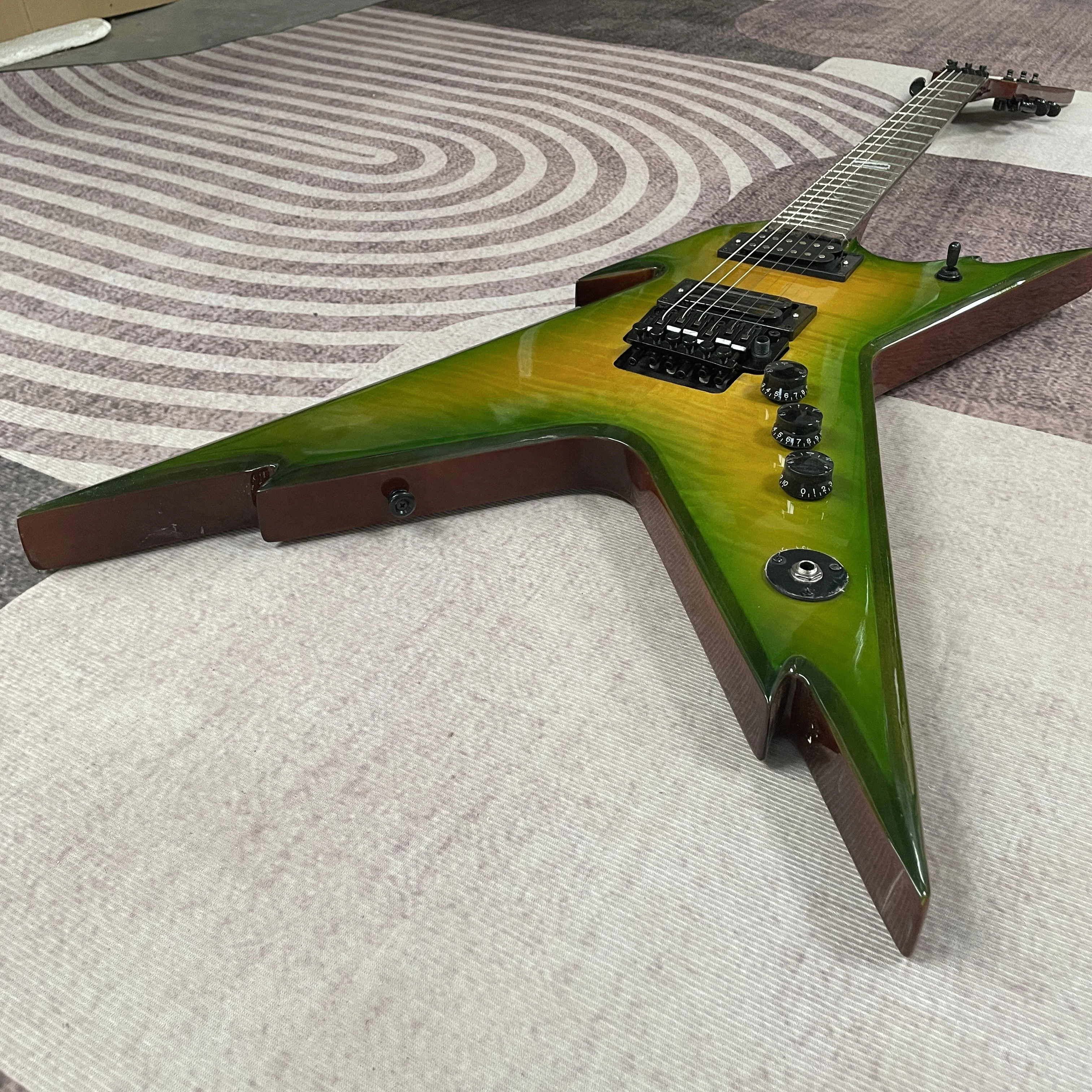 Electric Guitar with Yellow and Green Gradient Color at the Corners, 22-Fret Rosewood Fingerboard Guitars, Electric Guitarra Wit view 3