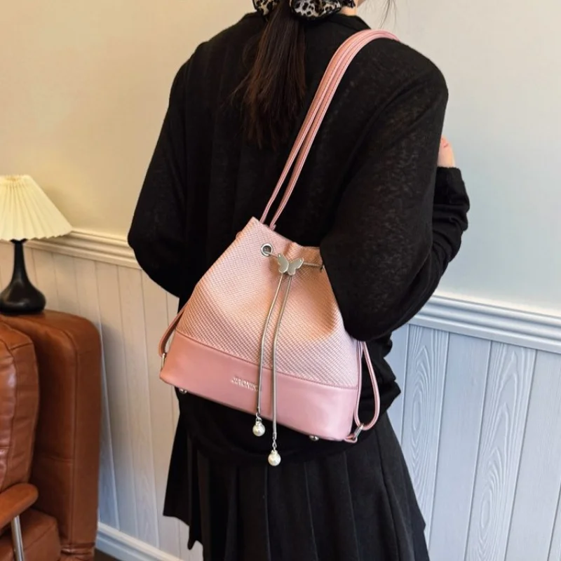 

Luxury Women's Shoulder Bag Made Of Leather Boasting Paris Style And High-End Vintage Elegant Look​