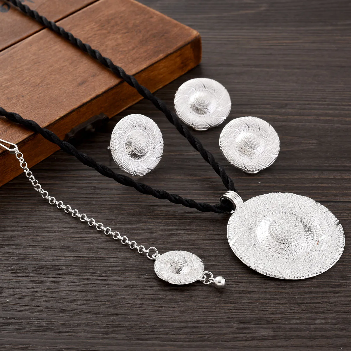 Ethiopian Jewelry Sets Silver Color Round Earrings Ring Head Chain 4-Piece Sets African Eritrean Wedding Engagement Ethnic Gift
