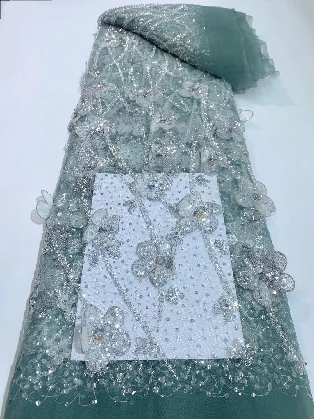 

Nigerian Sequins Lace Fabric 2024 High QualityAfrican Lace French Tulle Embroidery Lace Fabrics for Party Dress HXH5974