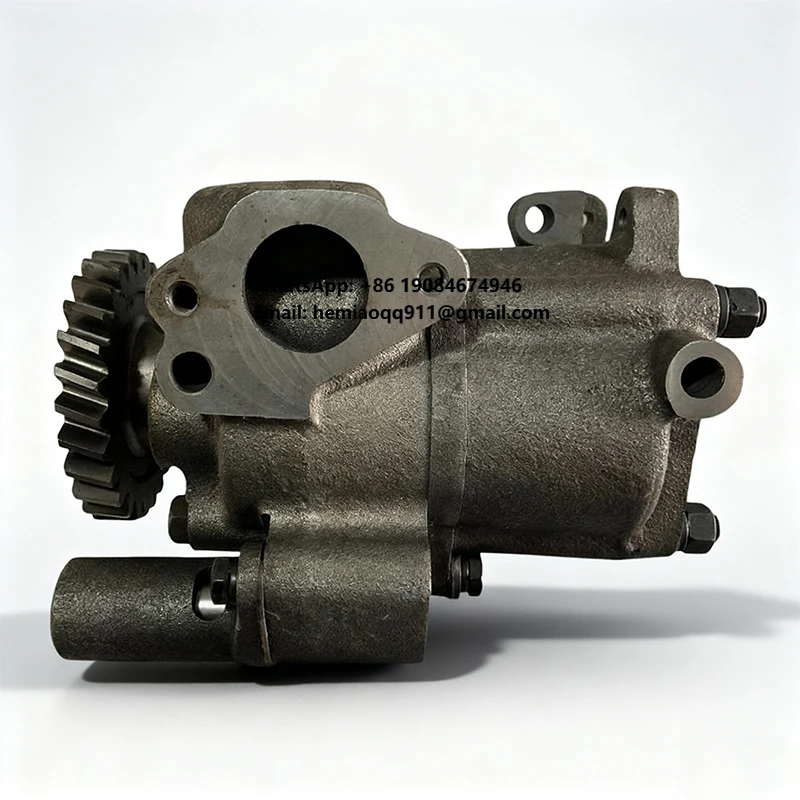 

Запчасти для строительной техники: Масляный насос двигателя 6D155-4 (6128-52-1013) в продаже