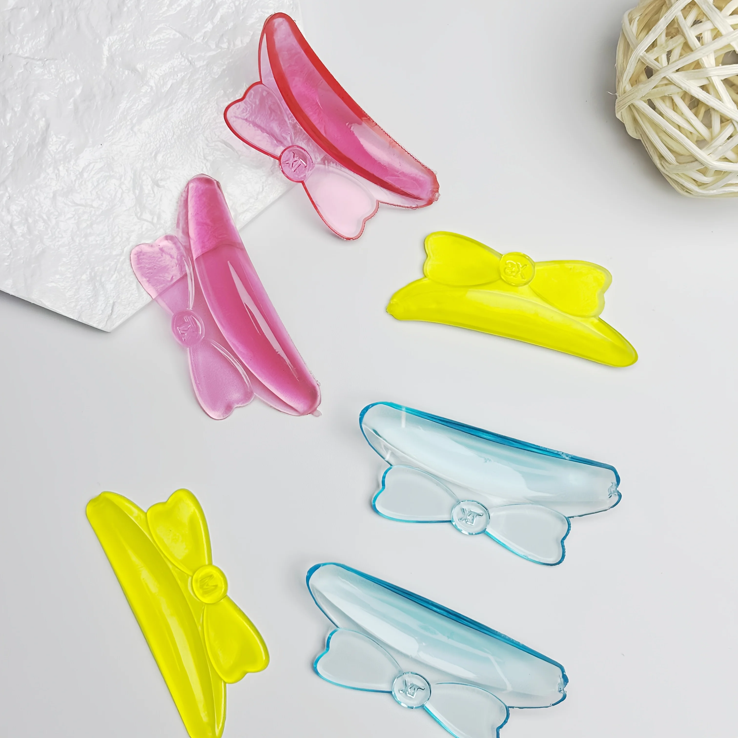 Cuscinetto per sollevamento ciglia Fabbrica 5 paia Cuscinetti per sollevamento ciglia Senza colla Aste per sollevamento ciglia appiccicose Rullo C Bigodino Pad Asta per permanente ciglia morbida