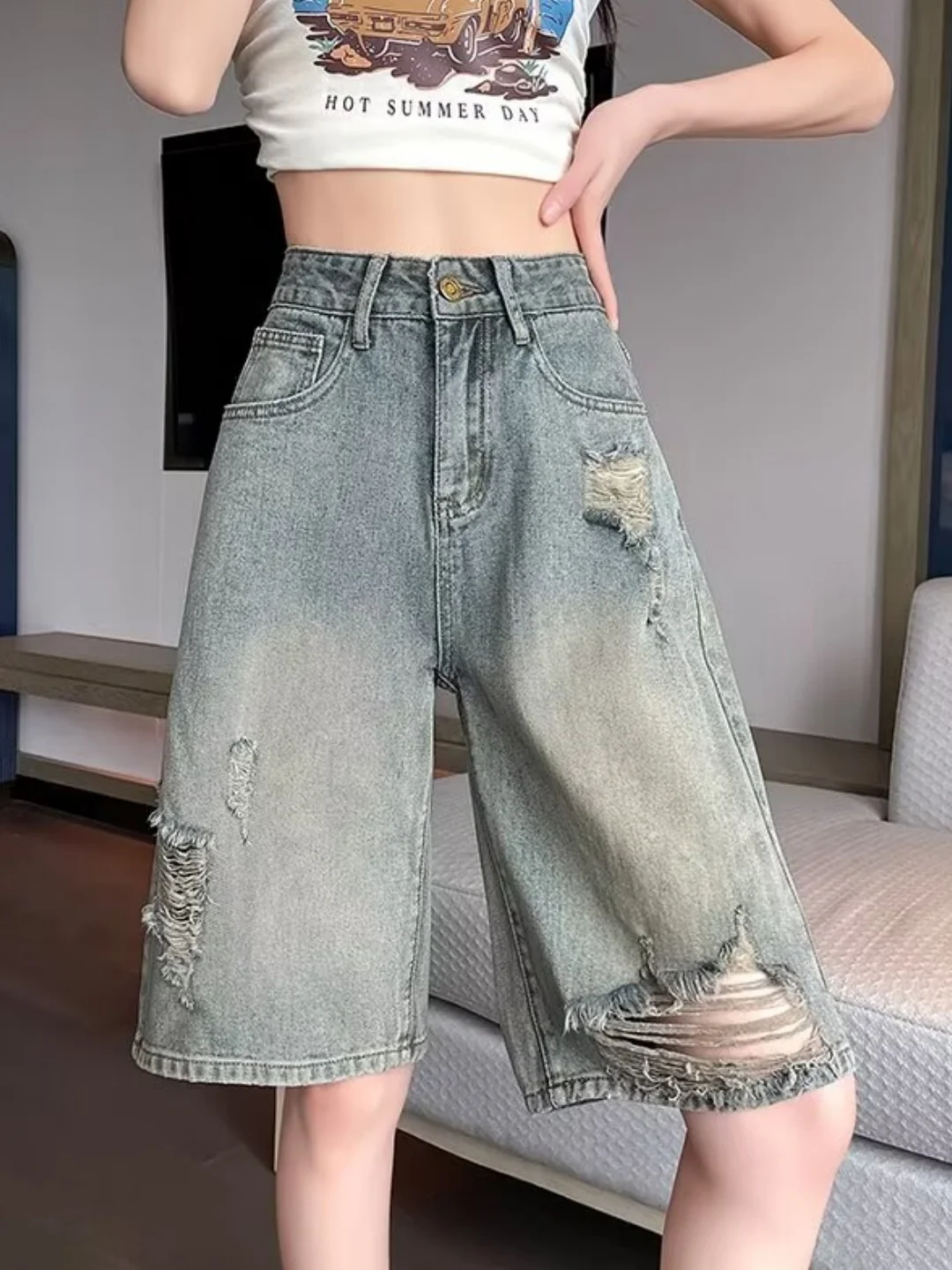 

Джинсы женские с высокой талией, широкие штанины, свободного кроя, стройнящие, прямого кроя, длиной до колена, летние, 2025