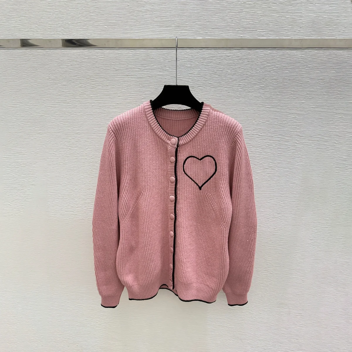 2026 High Quality Women's Cross Color Border Love Embroidered Knitted Cardigan--26917155