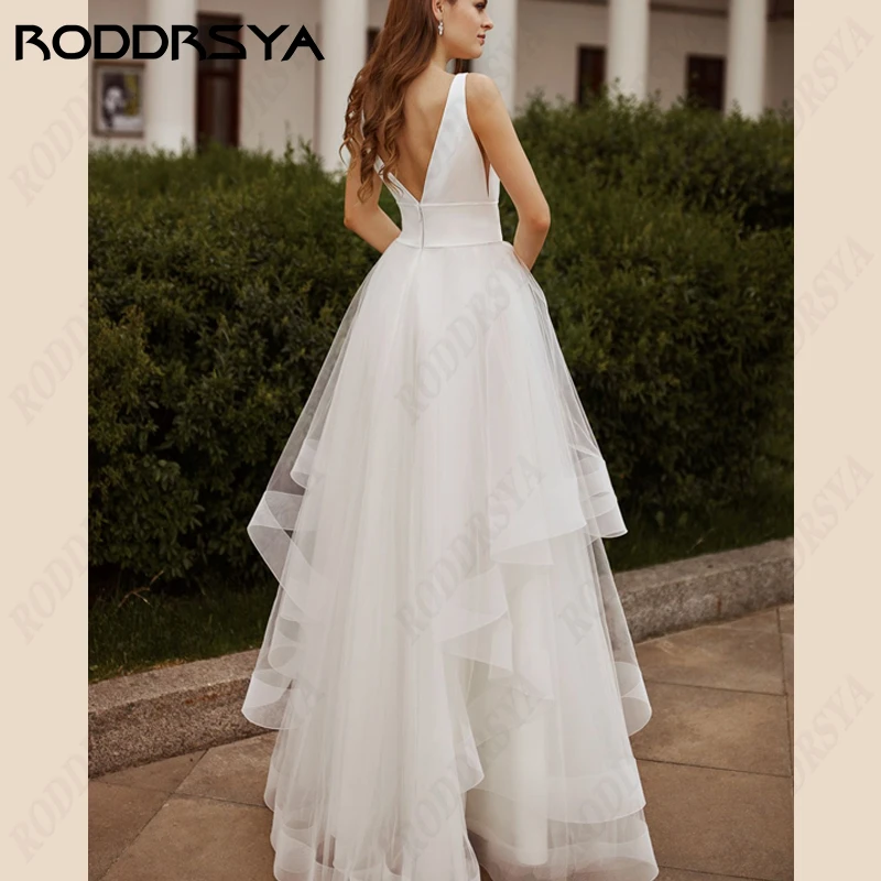 RODDRSYA Spaghetti Straps Backless Wedding Dresses Sleeveless Tulle Bridal Gown V-Neck Robe de Mariee A-Line Beach Bride Party