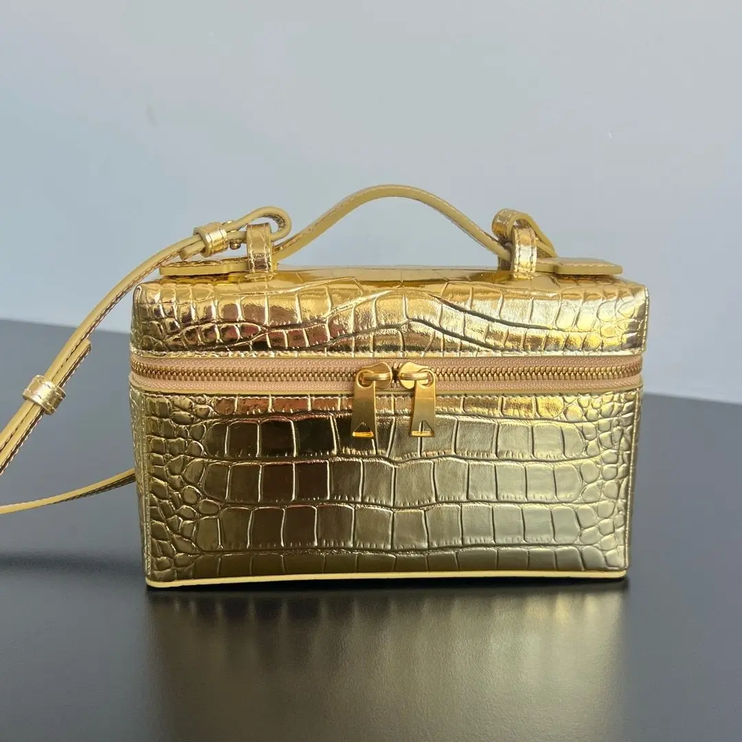 

2025 New Fashion Gold Alligator Pattern Makeup Bag, High-End Tote/Shoulder/Crossbody Handbag