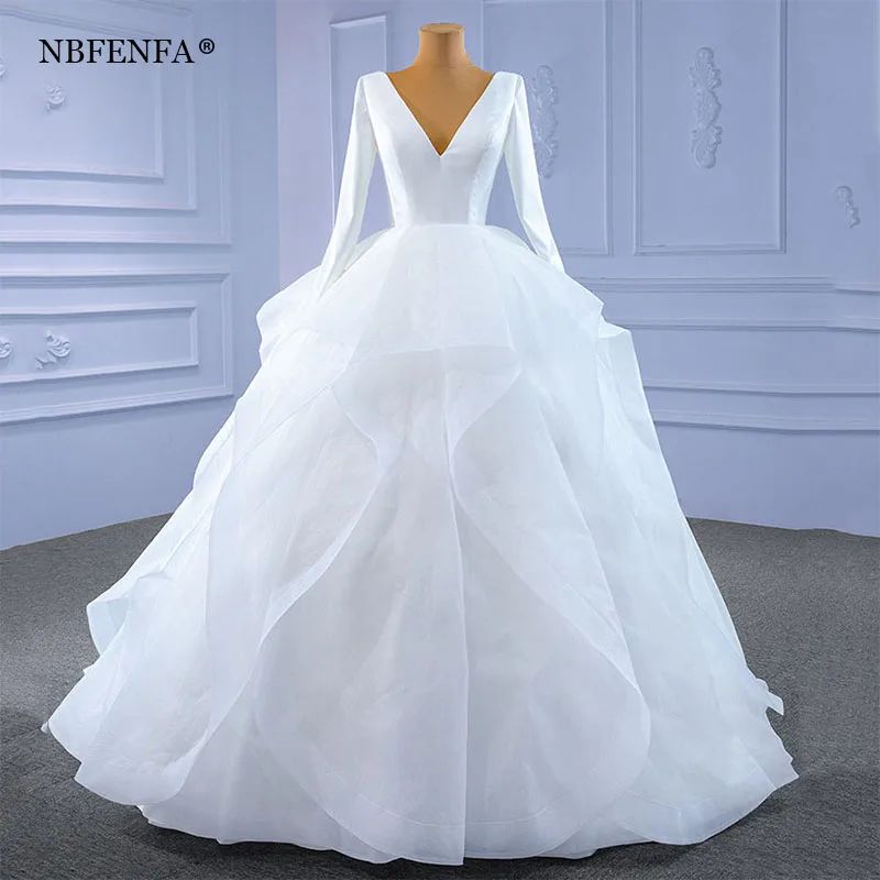 

Luxury Satin Trailing Brides Wedding Dresses 2024 Sexy V Neck Long Sleeve Prom Evening Shooting Dress for Women Formal Occasions