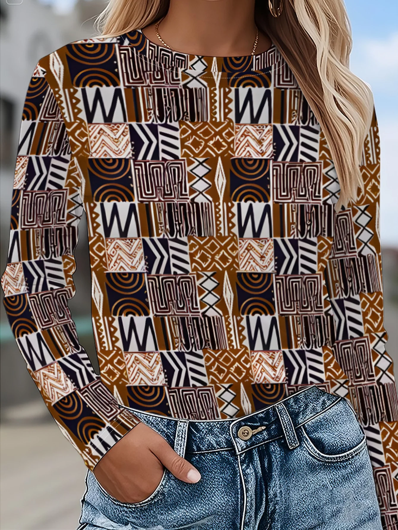 Retro-style geometric pattern slim fit women's casual round neck long sleeves, everyday creative oil painting design.