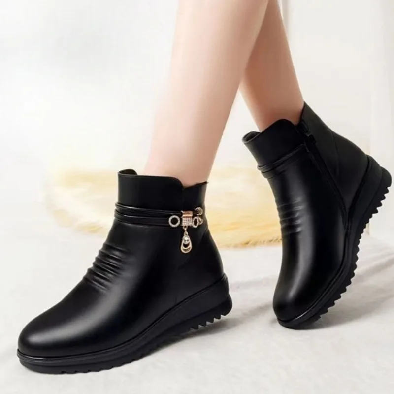 Women's Black Leather Boots Winter Warm Snow Boots Trend Side Zipper Cotton Shoes Wedges Shoes Waterproof Non-slip Ankle Boots