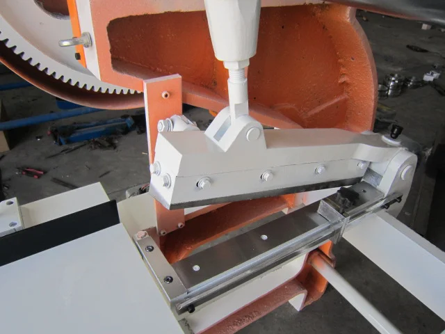 أفضل سعر آلة قطع الزوايا الدوارة اليدوية آلة الشق بأربعة وصلات #3