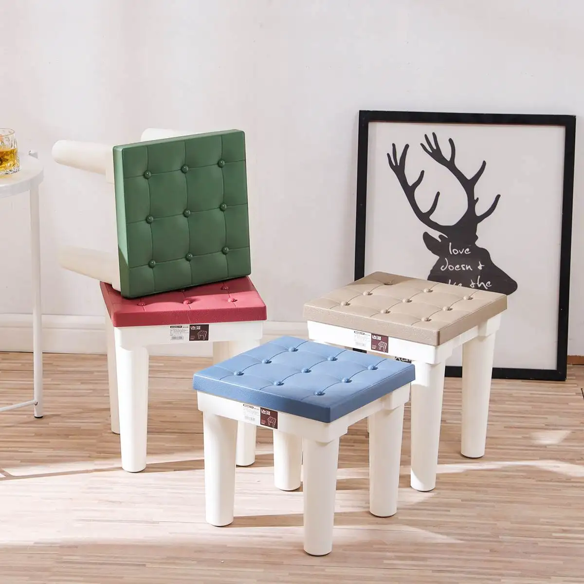 

Durable Plastic Bathroom Stool Shower Non-Slip Bath Footrest Small Stool Robe Hook Home Essential Bathroom Accessories
