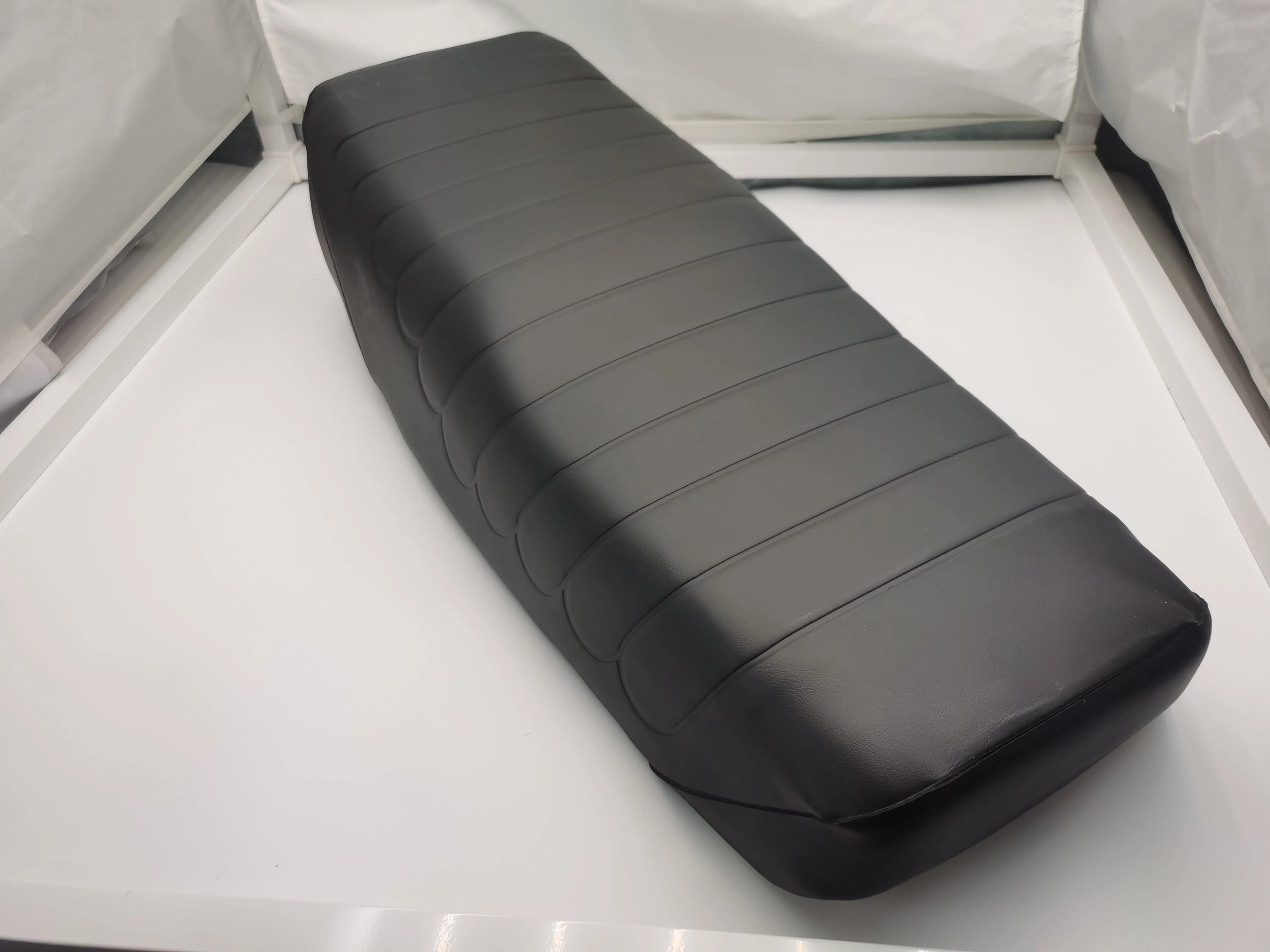MZ ETZ 125 150 251 remanufactured seat cushion black without logo on the leather