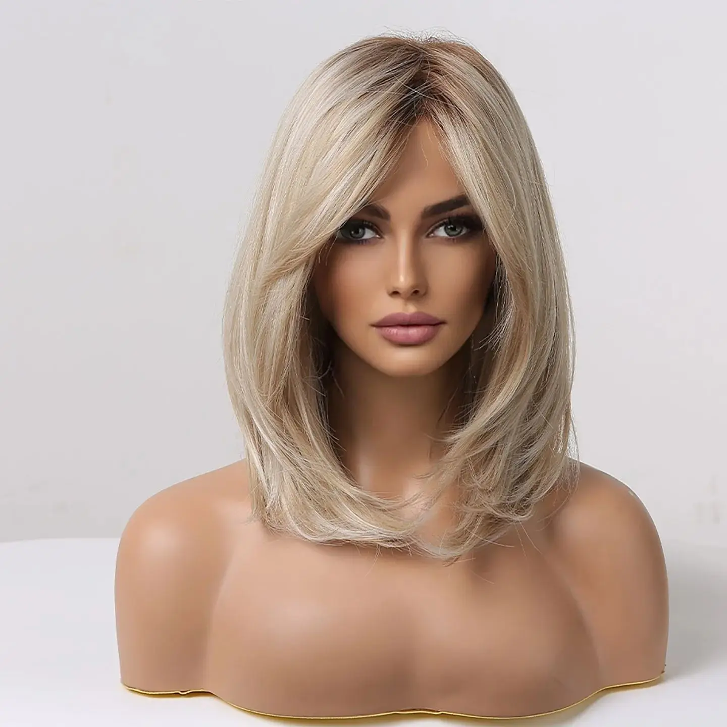 Wysokiej jakości peruki syntetyczne damskie blond peruka warstwowa ciemne korzenie długość do ramion miękka falista peruka peruka termoodporna