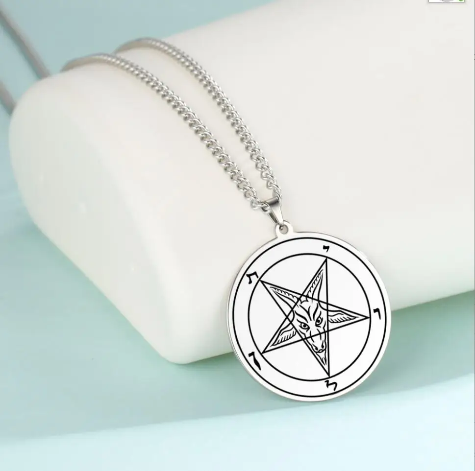 1PC Fashion Stainless Steel Necklace Solomon Satan Skull Goat Head Logo Round Pendant Five-pointed Star Hip Hop Necklace F1156