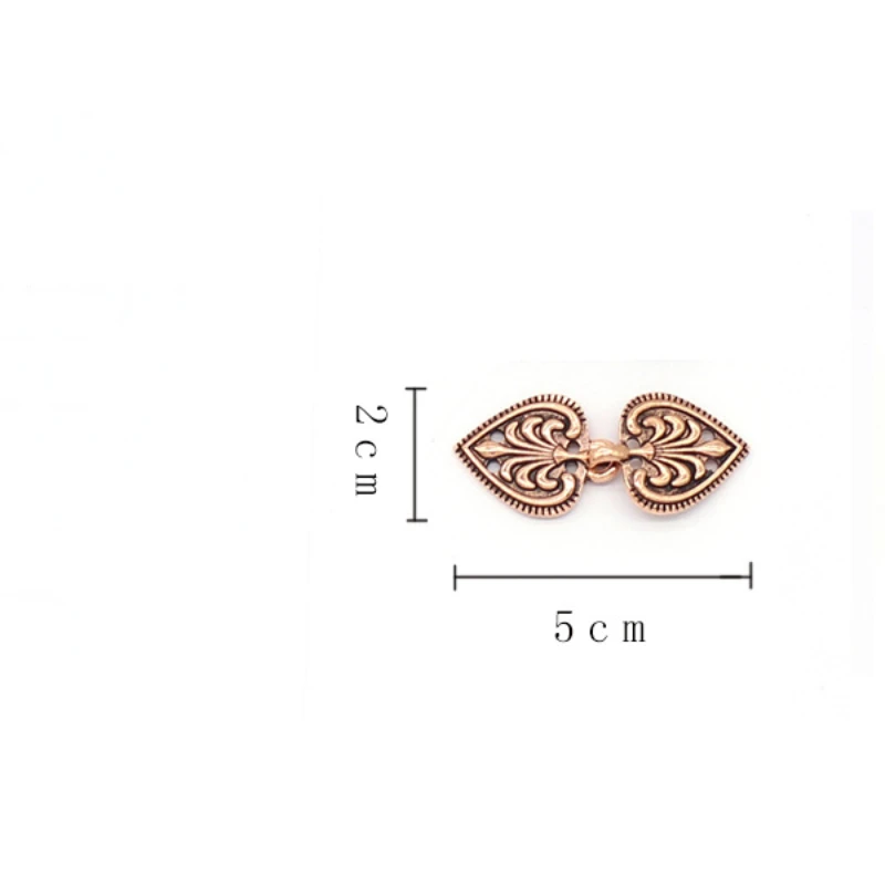 1 paio Vintage Cape Cloak Clasp Fasteners bottoni floreali per cucire su ganci abbigliamento Cardigan maglione Cheongsam scialli Clip
