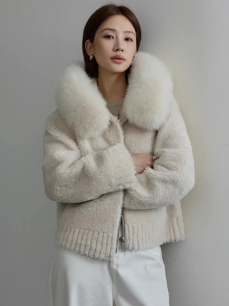 

Natural Fox Fur Collar Hooded Merino Sheep Fur Plush Jacket for Women High-end Simple Short Winter Genuine Leather Real Fur Coat