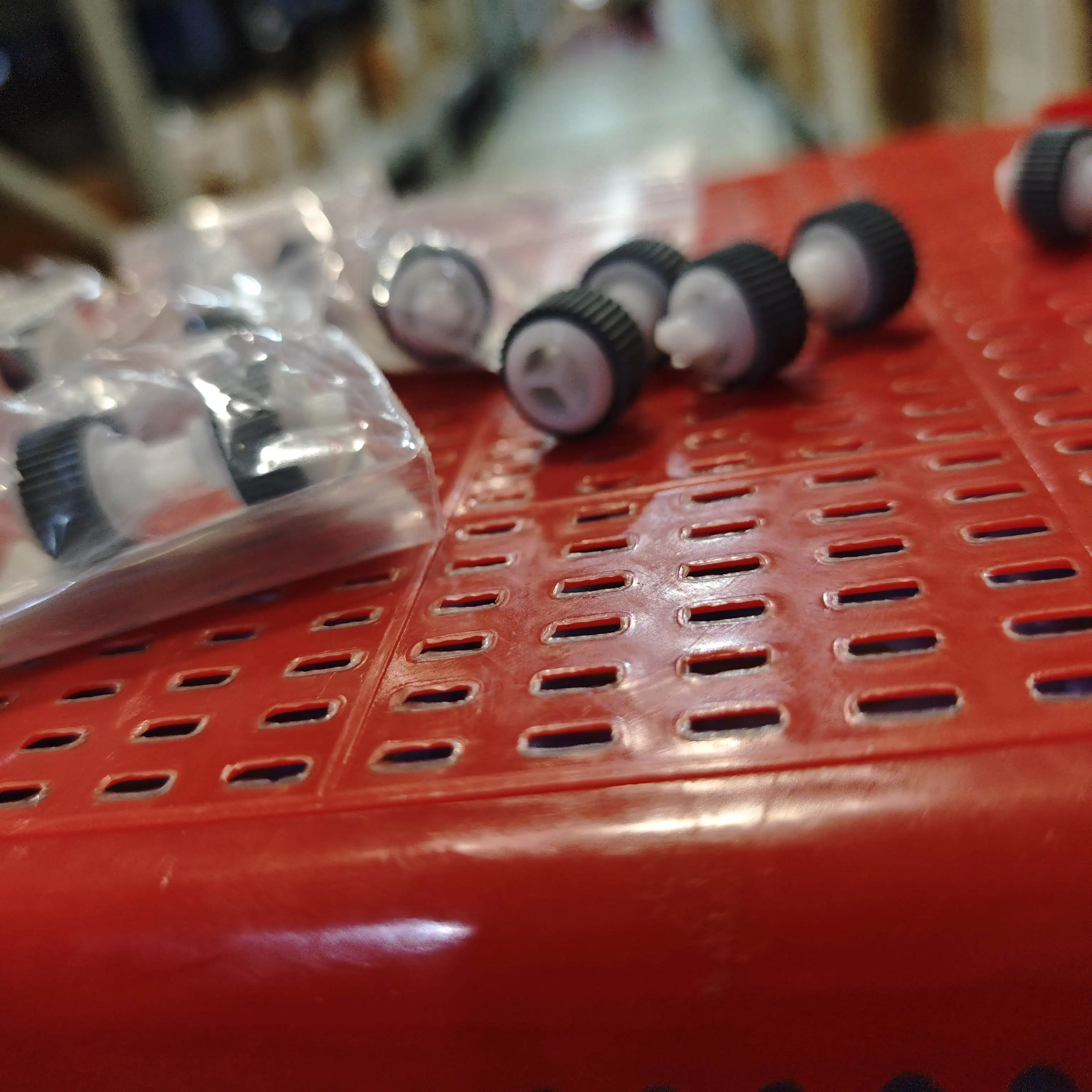 

Ролик захвата бумаги для CANON MG 2180 2580 3180 3570 3580 3680 5480 5580 5680 6180 6280 6380 6400 6530 6680 6730 6880