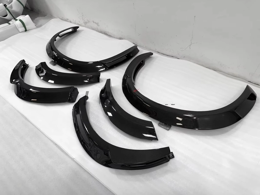Purosangue OEM Style Carbon Fiber Body Kits Front Wheel Brow Rear Wheel Brow for Purosangue