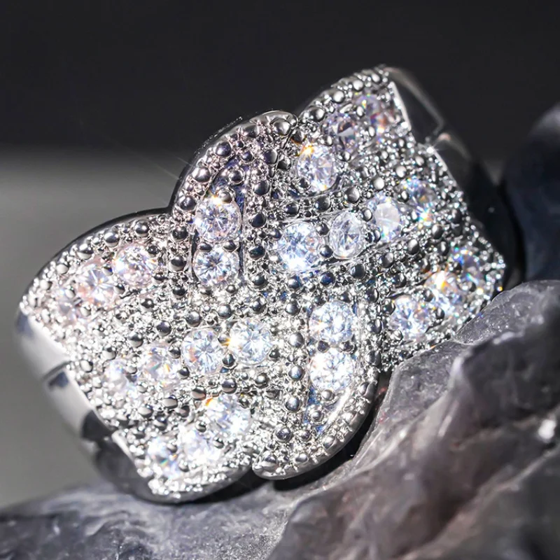 Huitan Bezaubernder Damenring mit Kreuz-Design, wunderschöner, voller, heller CZ-Stein, Party-Damen-Finger-Hochzeitsaccessoires, eleganter, trendiger Schmuck – Detail 4