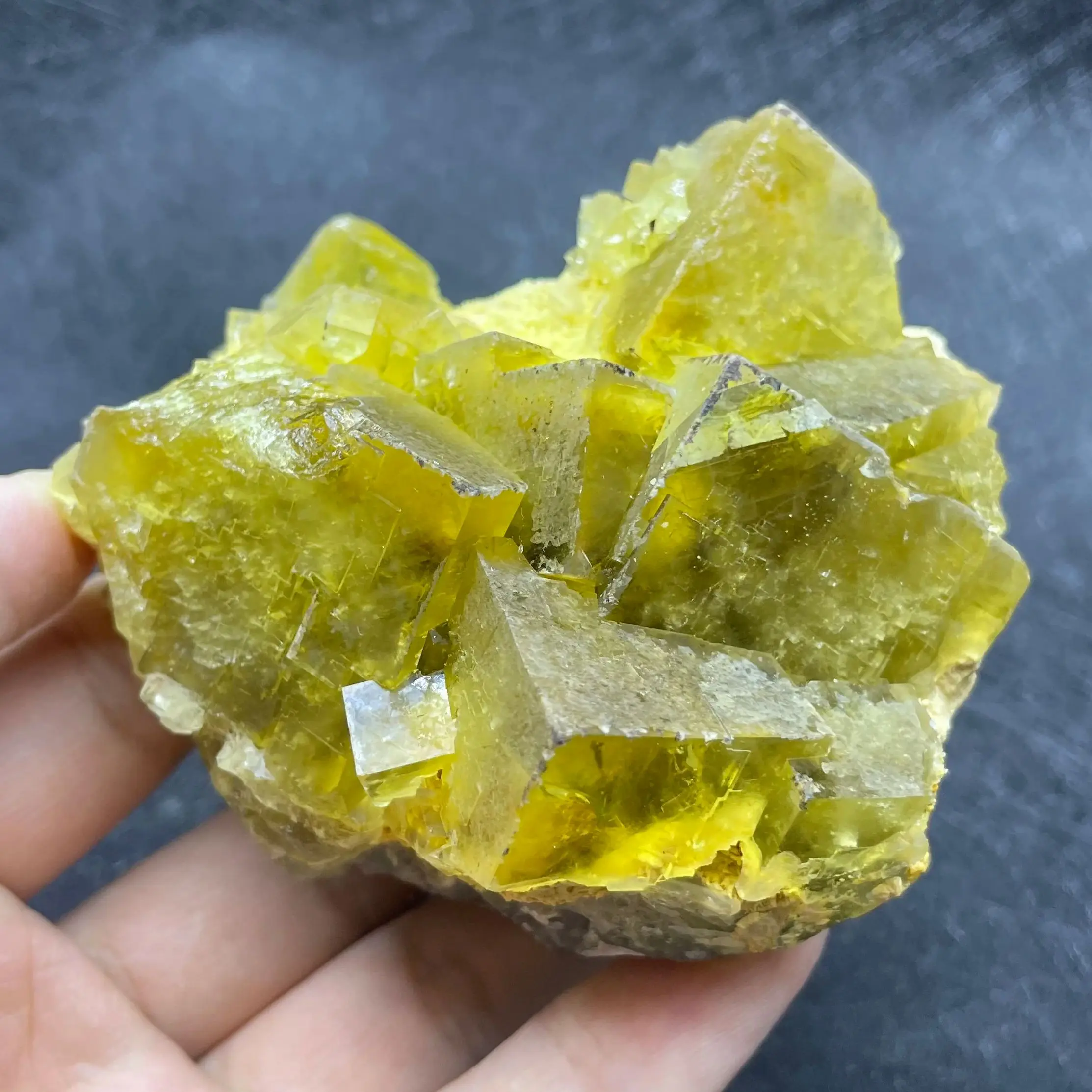 

Natural Raw Stone Beijing Yellow Fluorite Crystal Cluster Mineral Specimen Quartz Rock Decoration Gift Healing