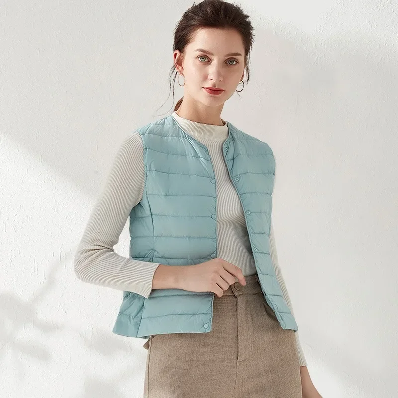 Plus Size 2024 Fall/Winter New Round Neck Light Down Vest Women's Korean V-Neck Short Vest Plus Size Waistcoat Vest