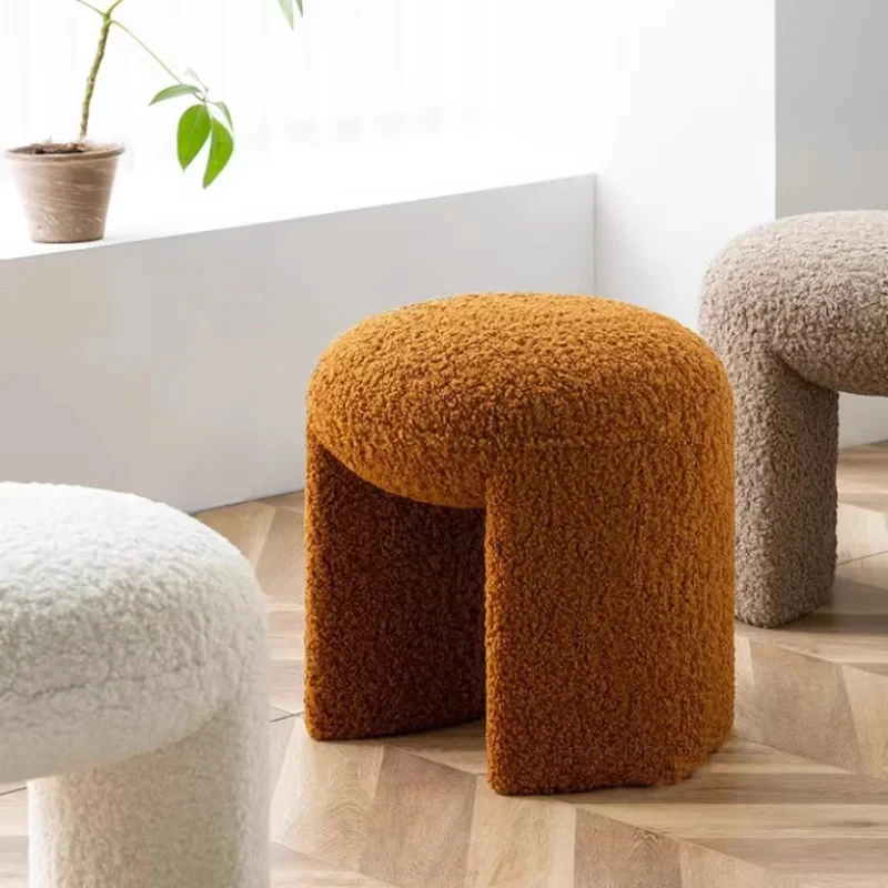 Design Hallway Ottoman Stools Dressers Mobile Living Room Stool Lambswool Bench Shoes Change Stool Bedroom Makeup Ottomans